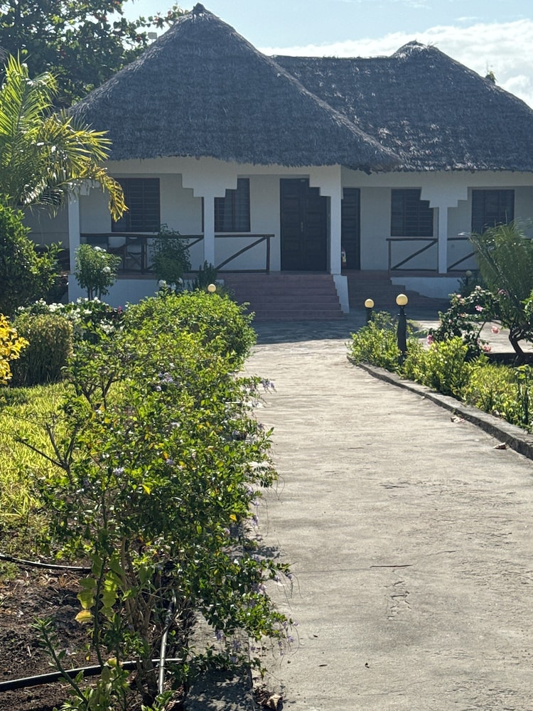 Zanzinite Beach Spa Hotel 26/39