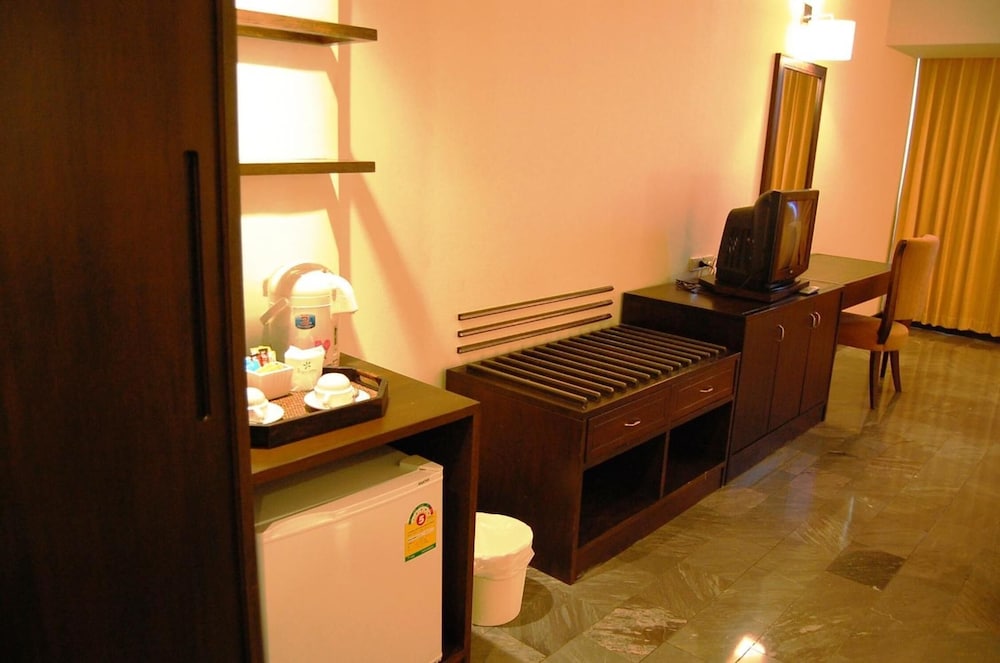 Royal Lanna Hotel 9/57