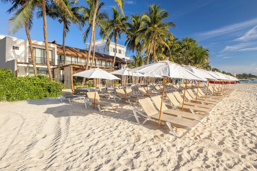Areia Playa del Carmen 64/69