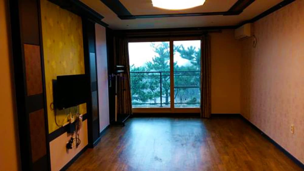 Jeju Ts Youthhostel Resort 25/34