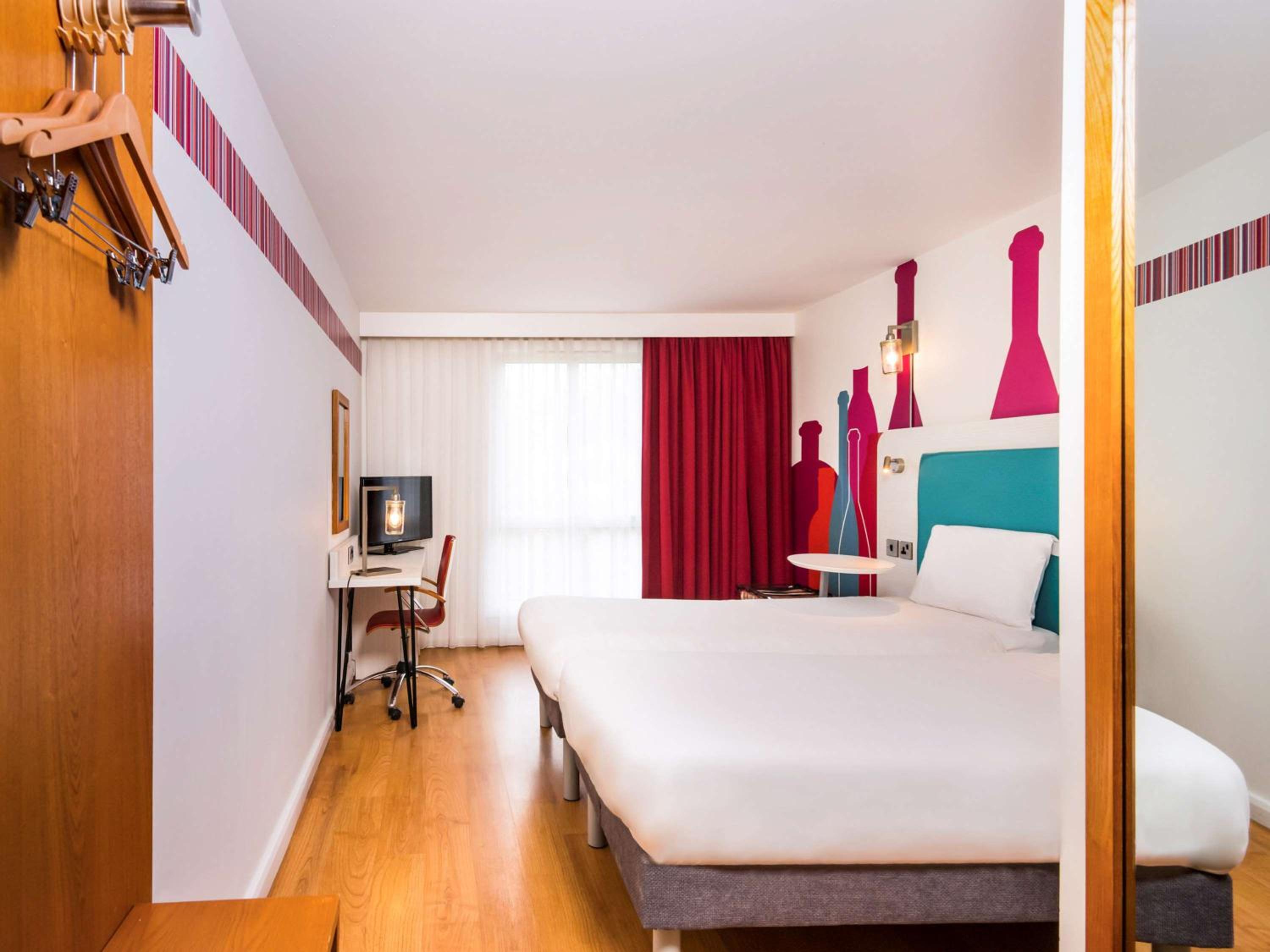 غرفة بسريرين منفصلين، Ibis Styles Barnsley 9/10