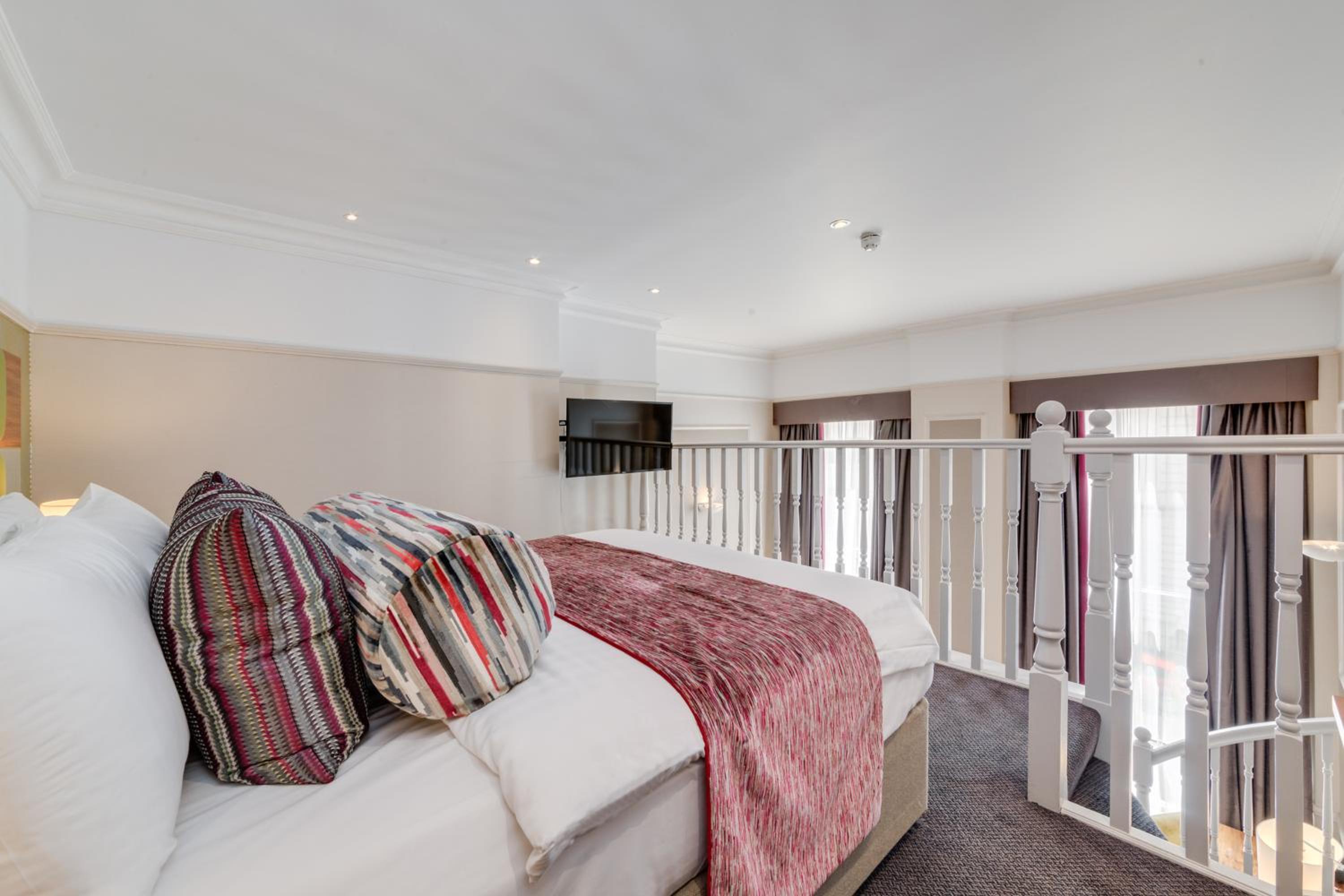 Executive, Suite, Two Story