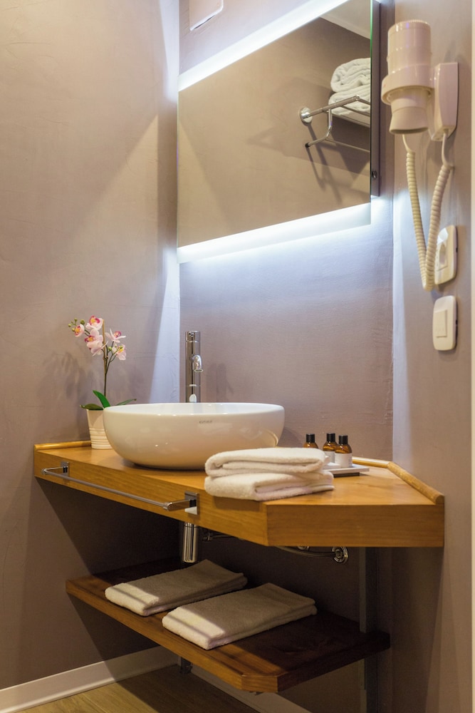 Bellaroto Suite 58/58