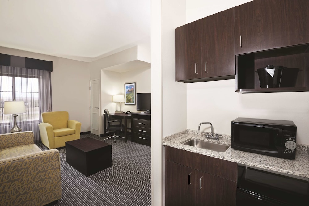 La Quinta Inn and Suites by Wyndham Billings 30/44
