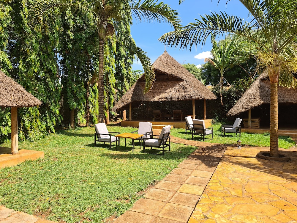 Honey Badger Lodge 21/28