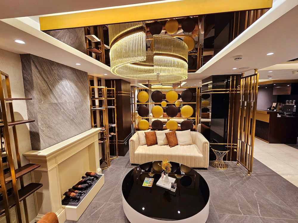 Asur Imperial Hotel 28/38
