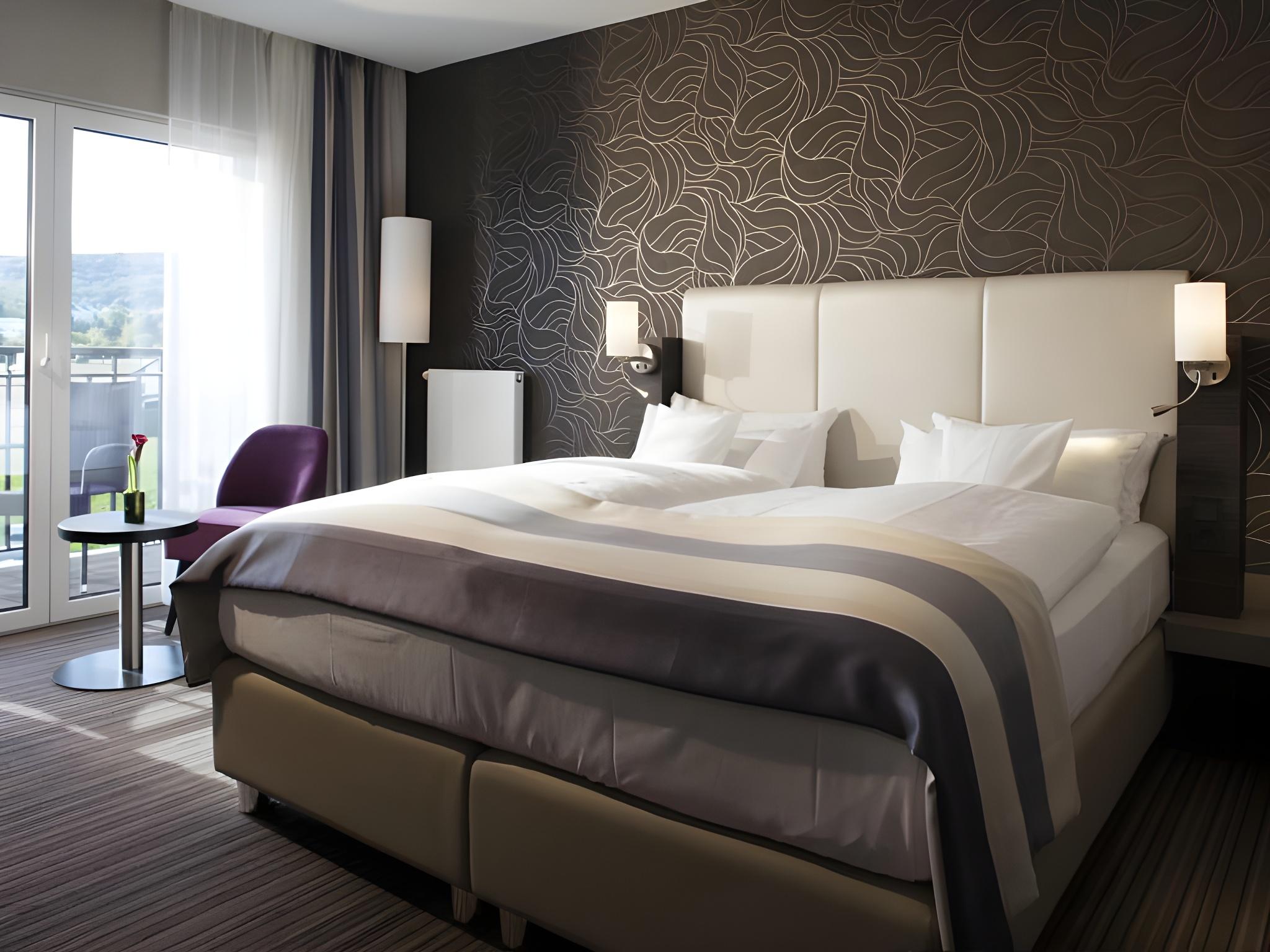 Room, King Bed