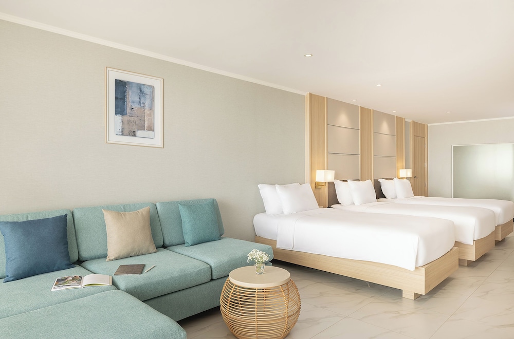 Eastin Resort Rayong 34/75