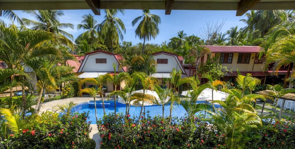 Encantada Ocean Cottages 42/50
