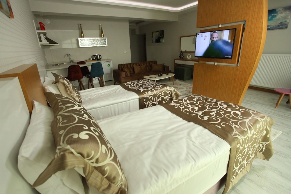 The City Walls Suit Hotel 13/44
