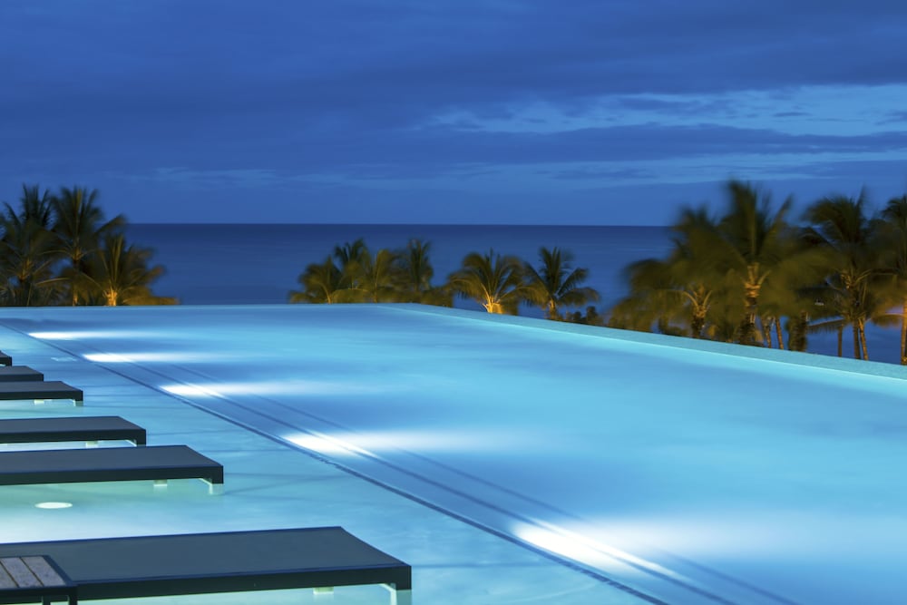 Alohilani Resort Waikiki Beach 44/67