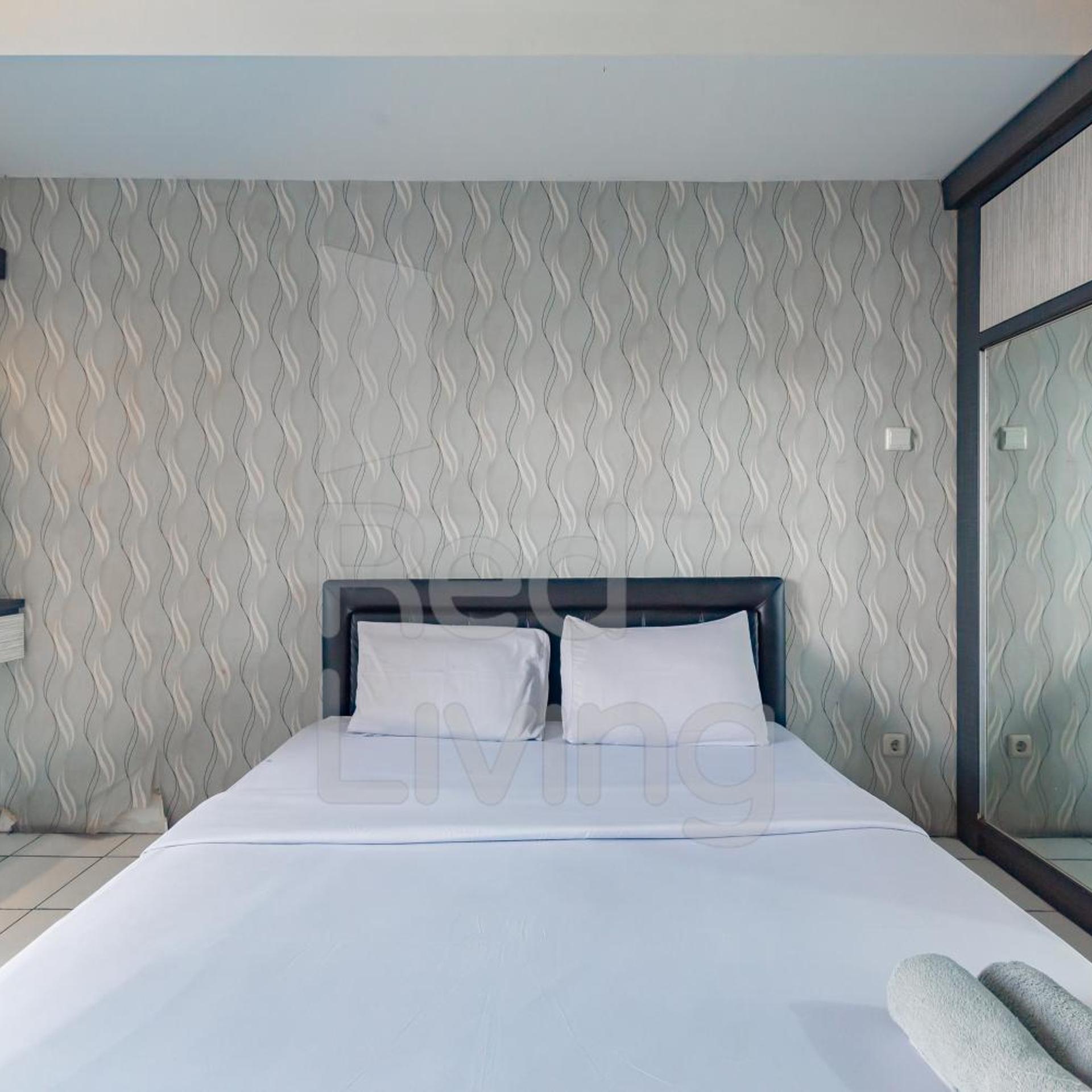 Emerald Apartel 24/51