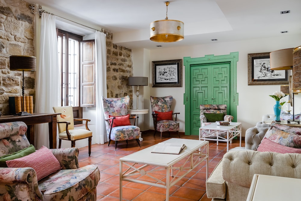 La Casona del Arco 40/60