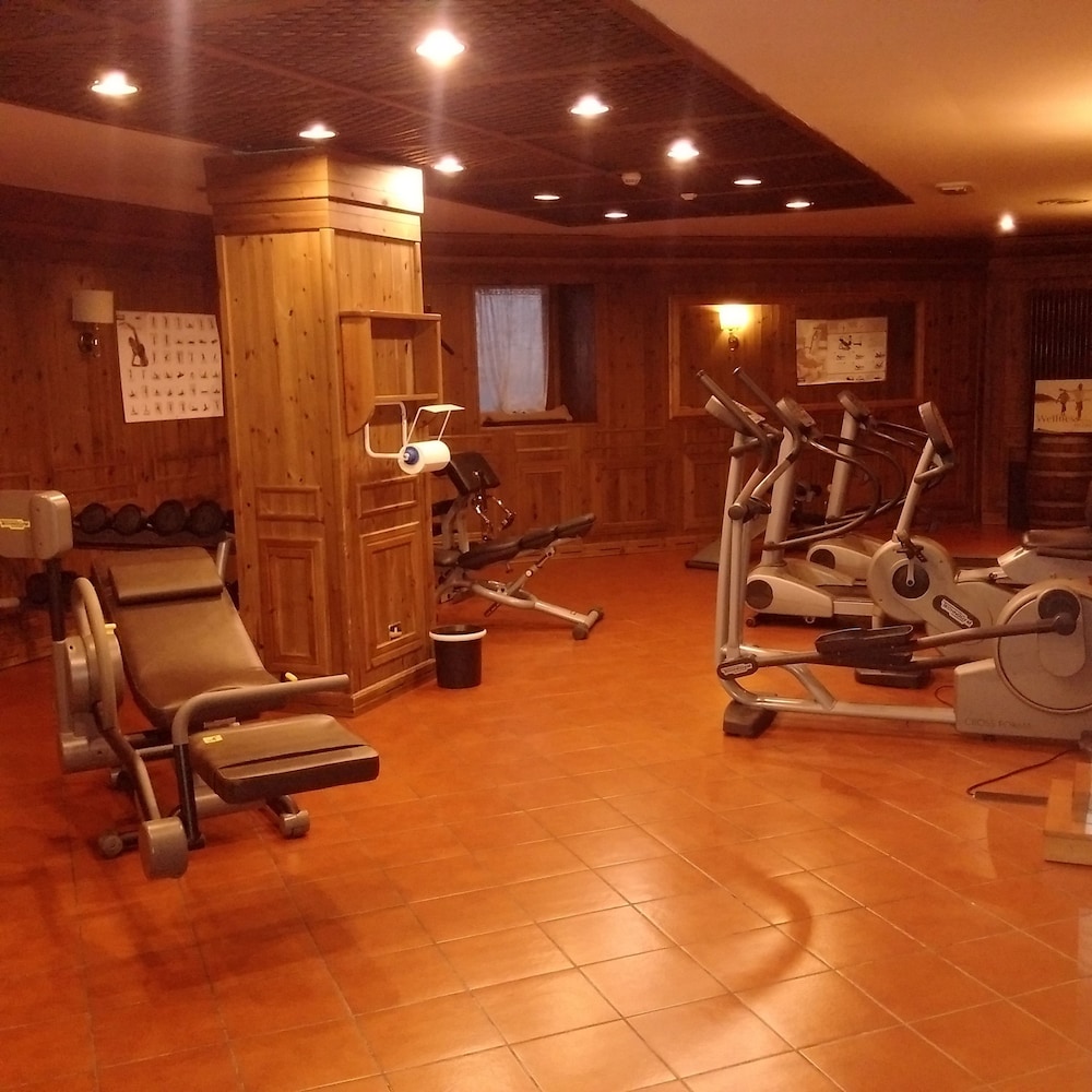 Hotel Alaska Cortina 30/60