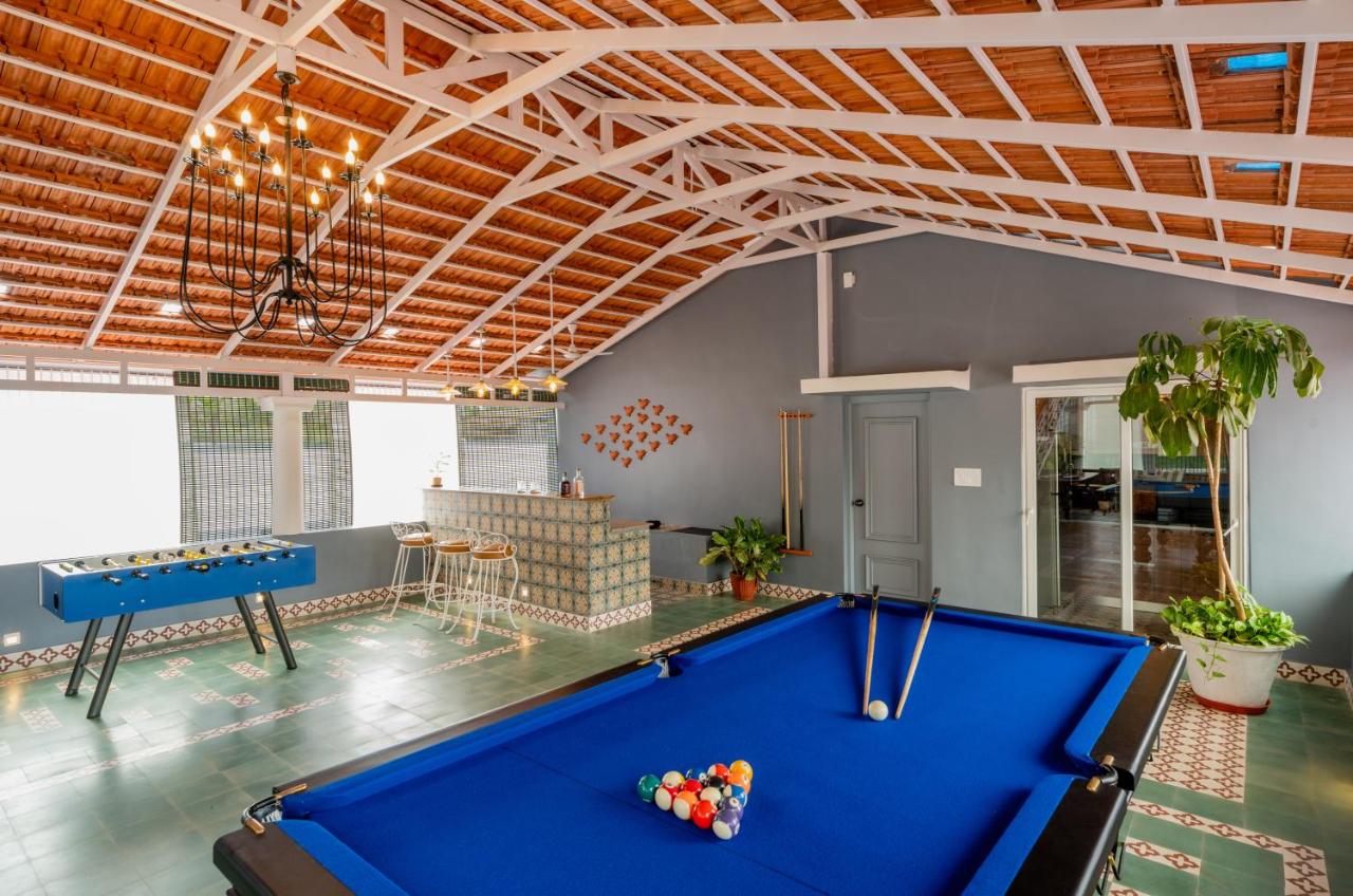 ELIVAAS BluDoor 5BHK Villa, Assagao 45/65