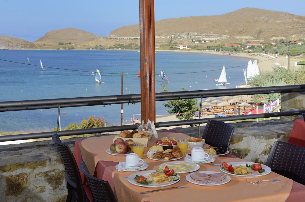 Lemnos Village Resort Hotel 55/71