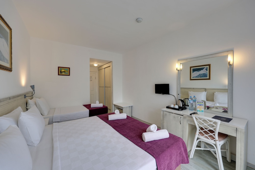 Charm Beach Hotel - All Inclusive 47/115