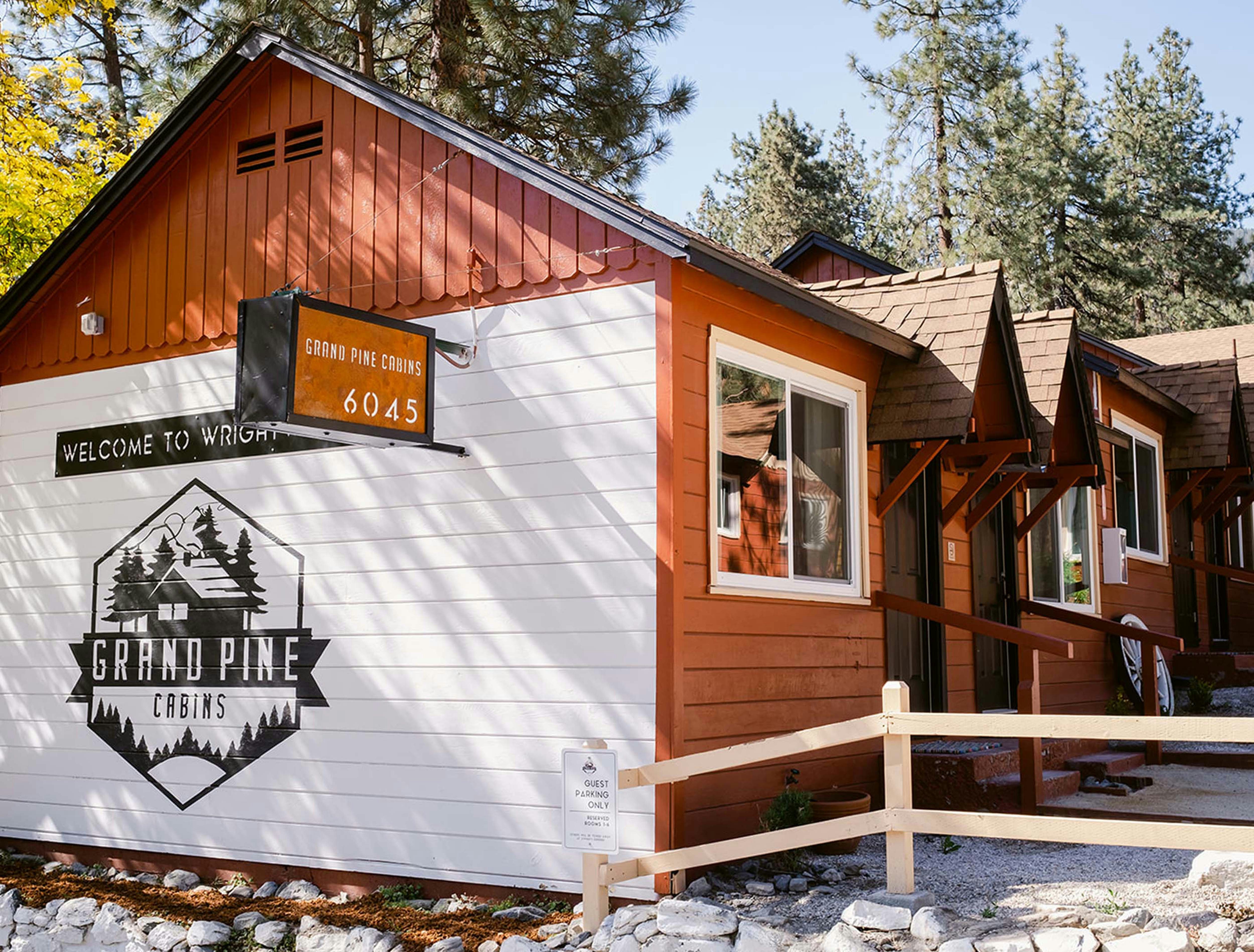 Grand Pine Cabins 3/43