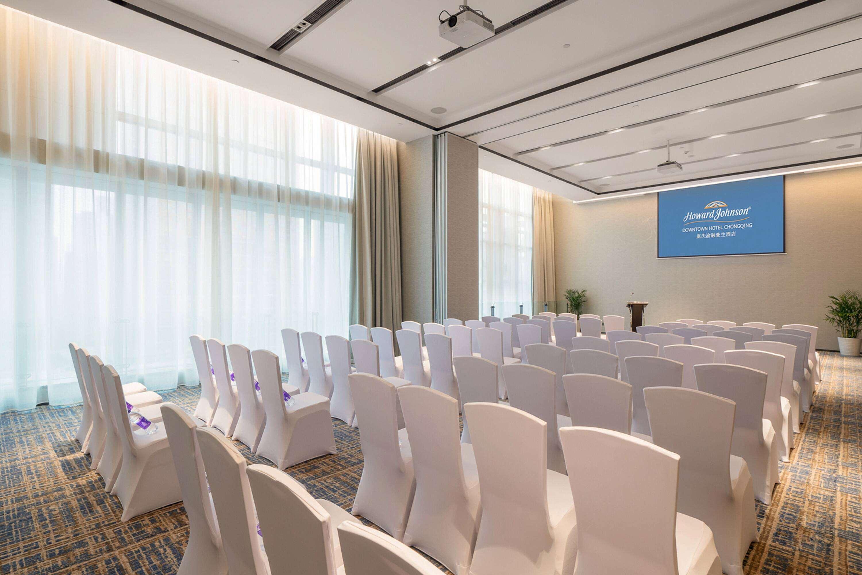 Howard Johnson by Wyndham Downtown Hotel Chongqing 36/50