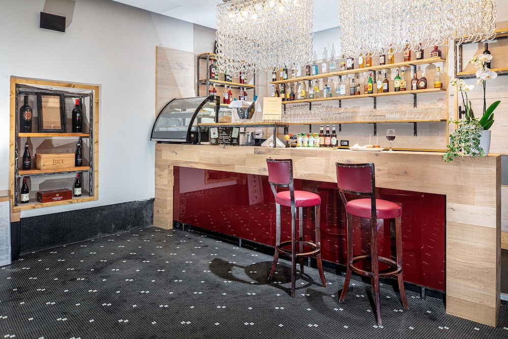 All Angelo Art Hotel 60/72