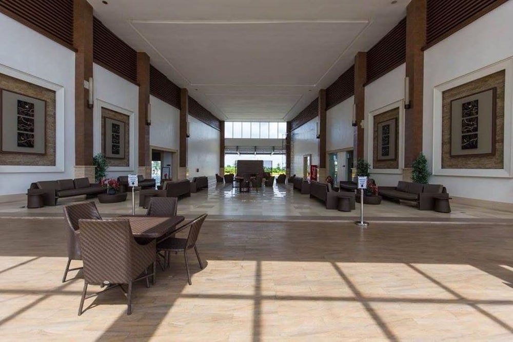 Tagaytay Condotel 22/36