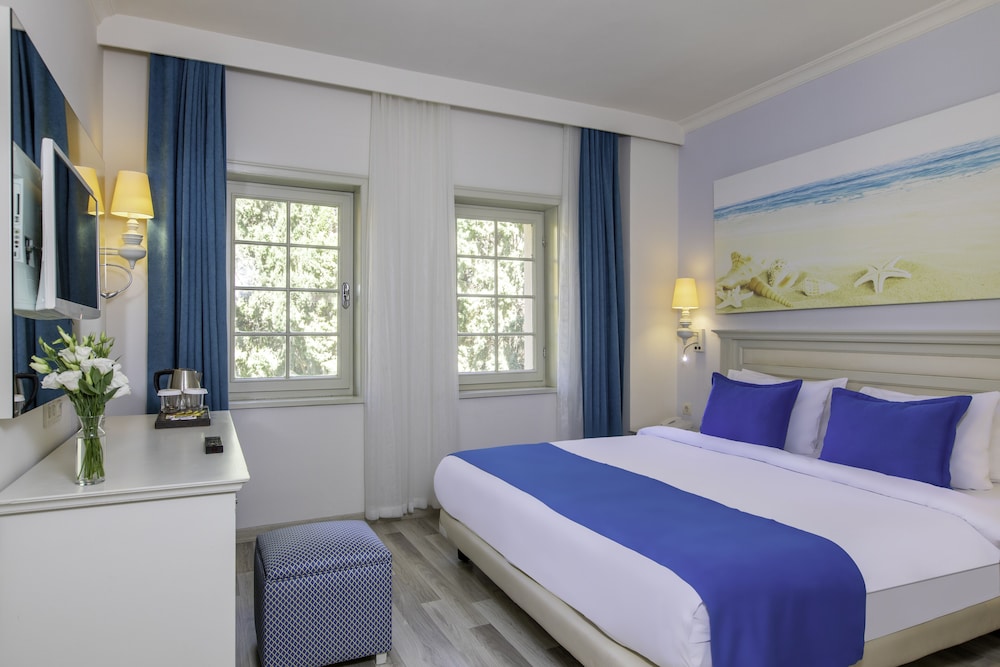 Selectum Collection Bodrum 15/50