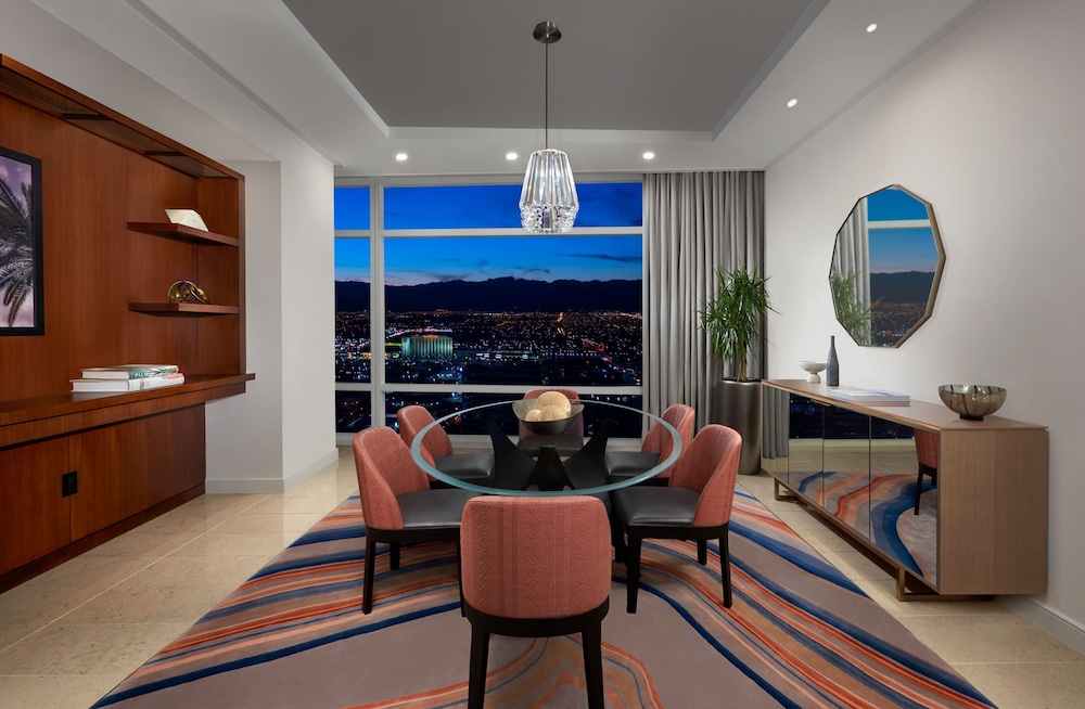 ARIA Resort and Casino 54/75