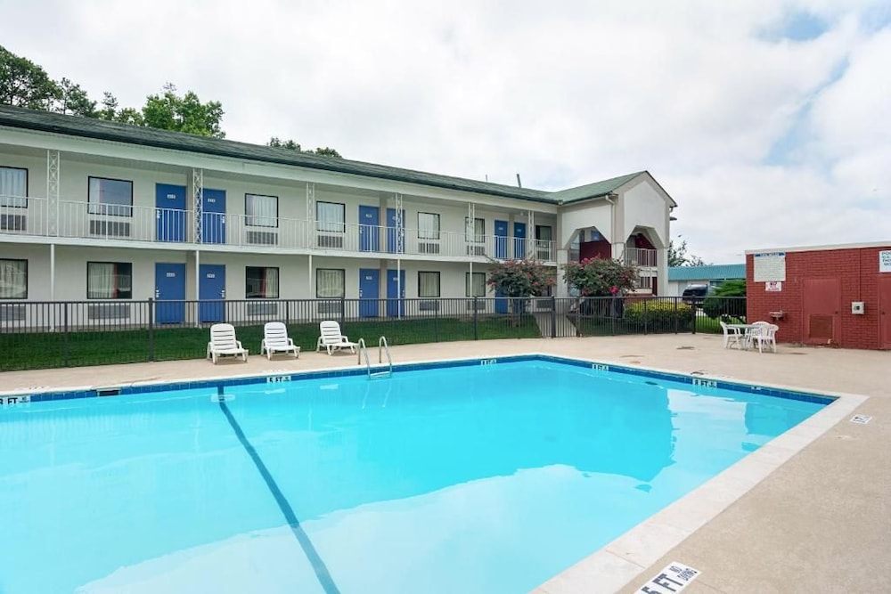 Motel6 Gainesville, GA 10/65