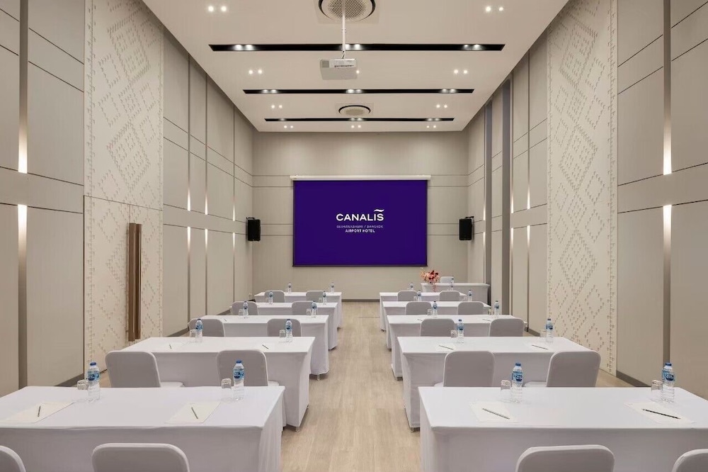 Canalis Suvarnabhumi Airport Hotel 37/50