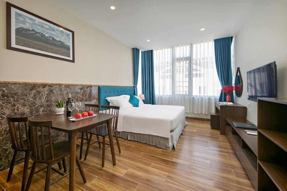 Celina Hotel & Apartment 16/25