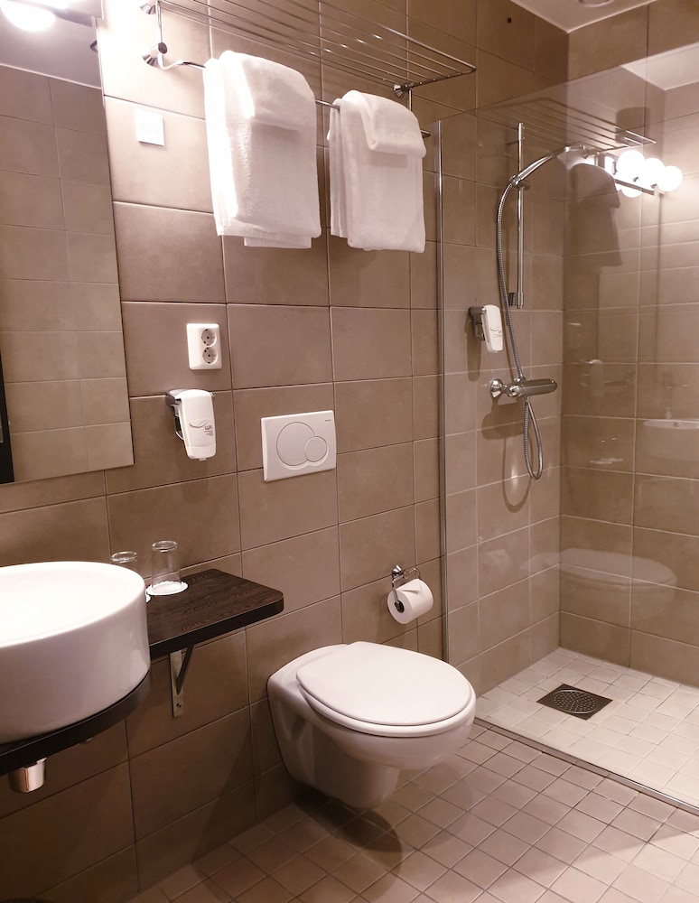Banken Hotel 9/41