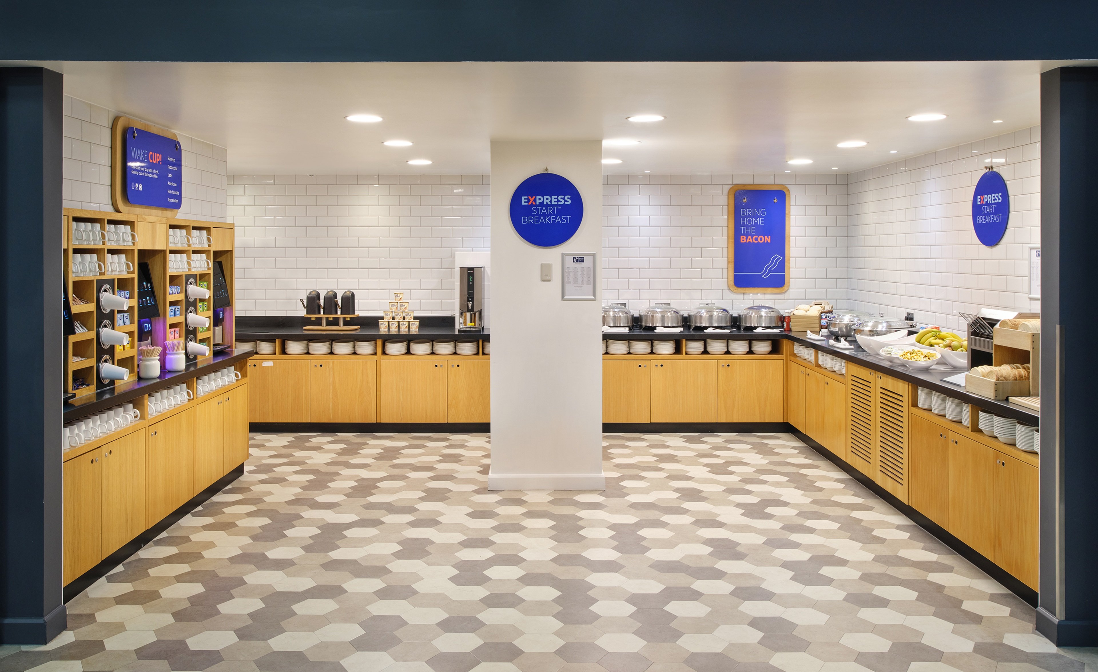 HOLIDAY INN EXPRESS BIRMINGHAM - CITY CENTRE 64/65