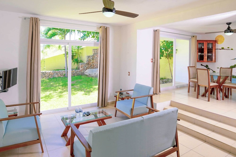 Villas And Resort Luz de Luna 31/50