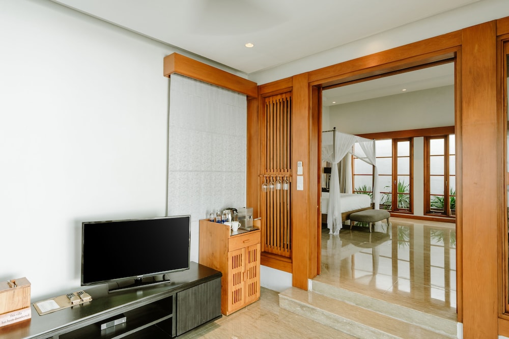 The Samaya Seminyak 46/82
