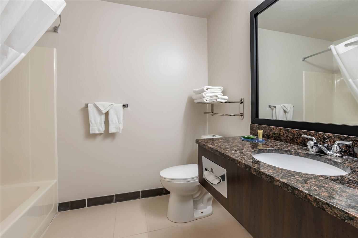 Suite, 2 Queen Beds