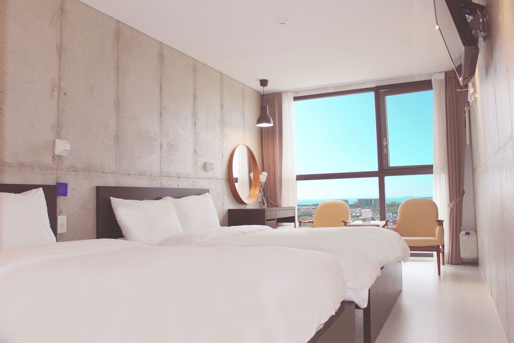 Hotel Stay Interview Jeju 16/50