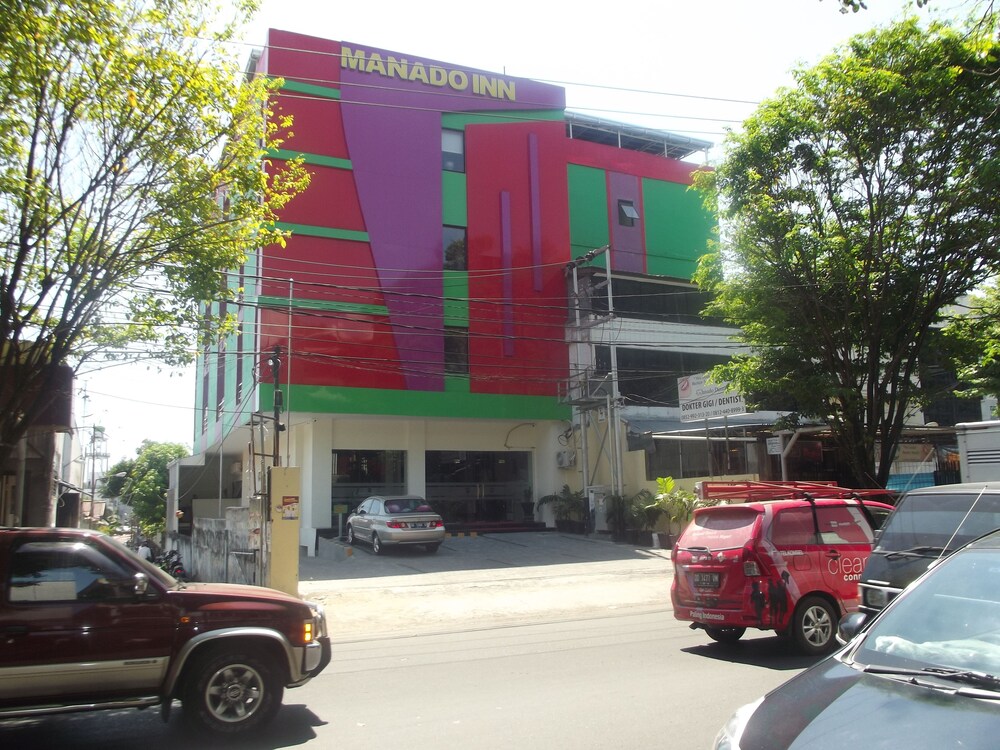 Manado Inn Hotel 16/17