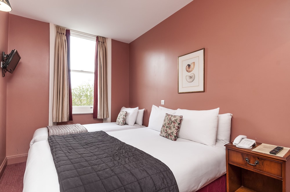 Coronation Hotel 11/50