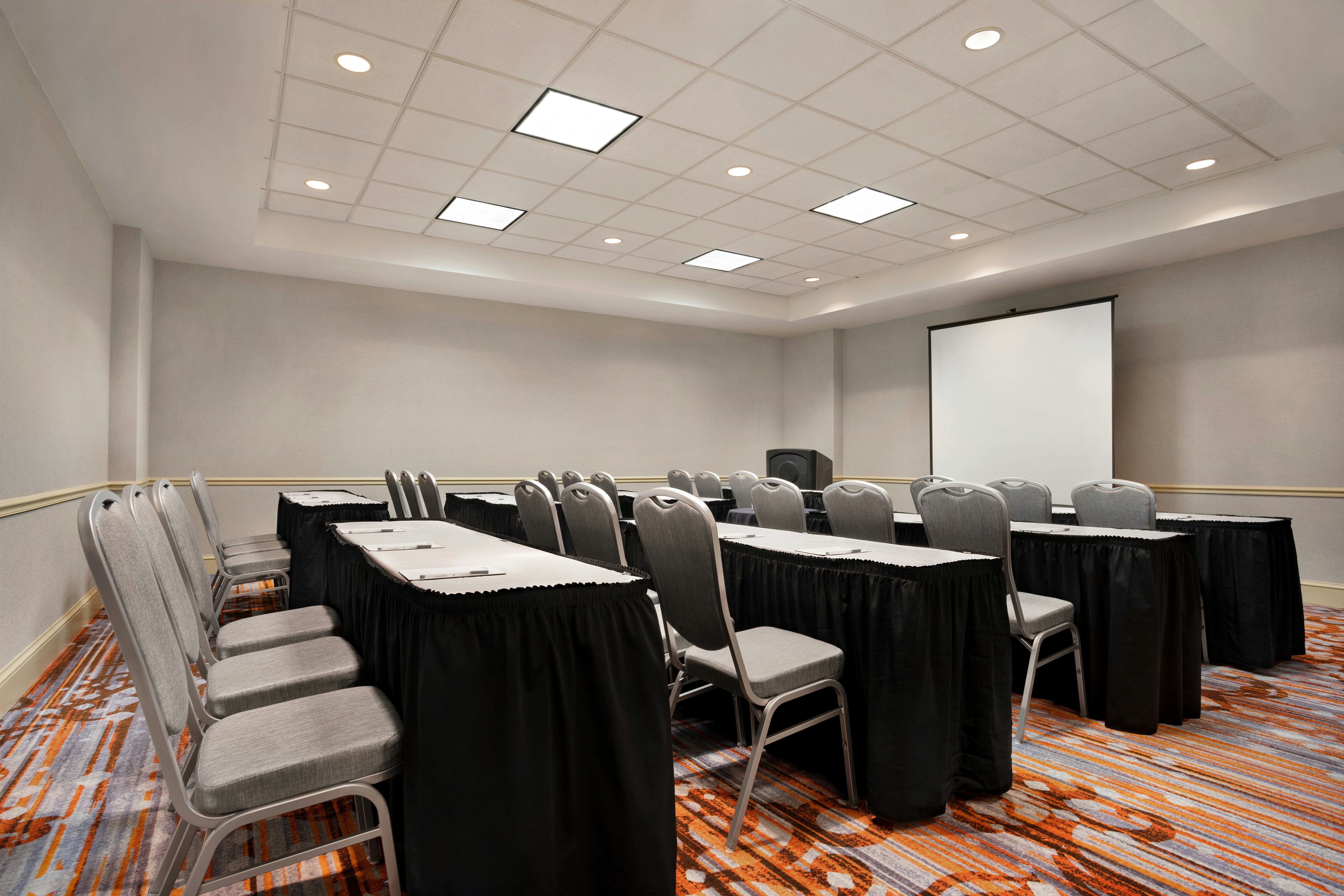 Hilton Garden Inn New Orleans Convention Center 52/71