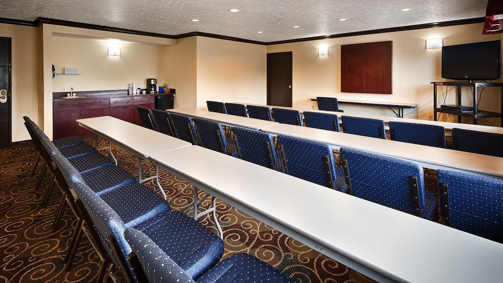 Best Western Mansfield/Bellville 29/31