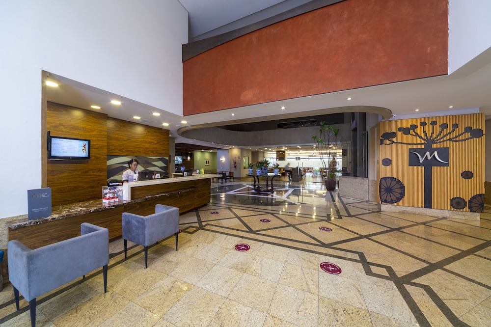 Mercure Curitiba Golden Hotel 11/79