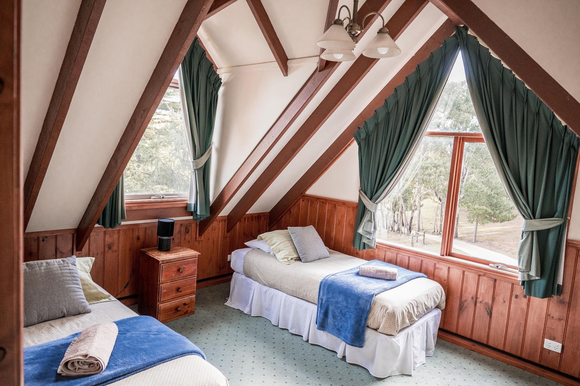 2 Bedrooms, Cottage, Suite, Queen and Twin Beds, Valley View, Kitchen