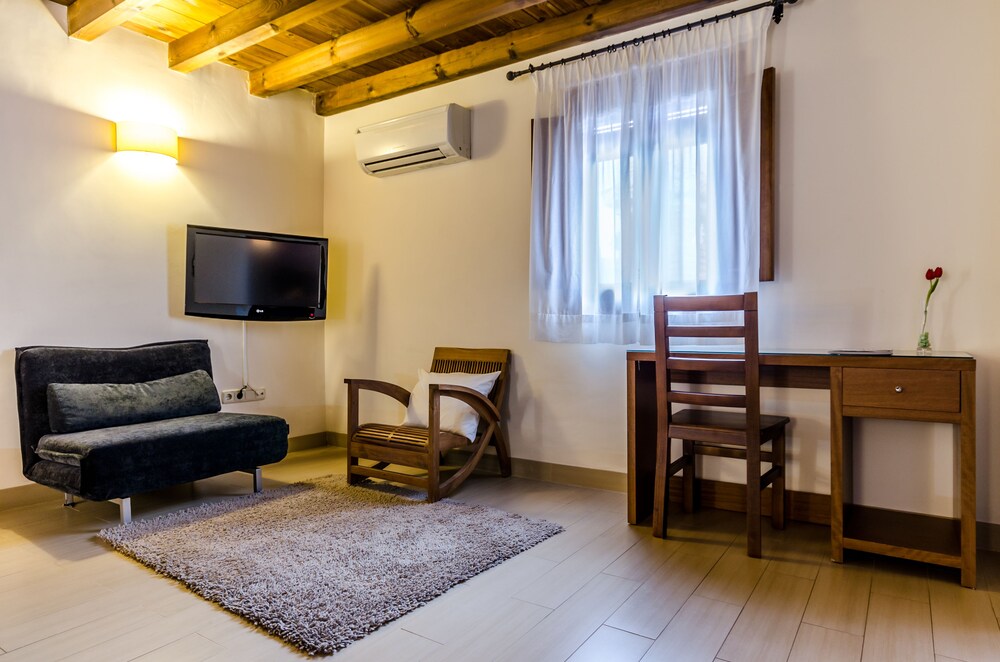Hotel Yit Abentofail 27/50
