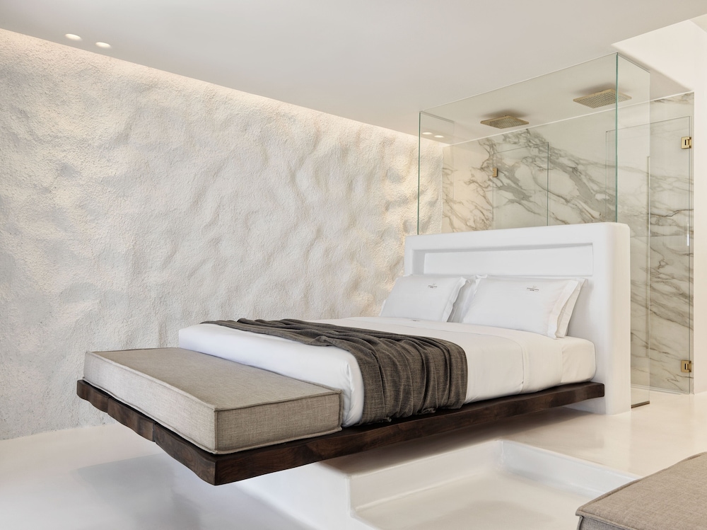 Mykonos Earth Suites 51/70