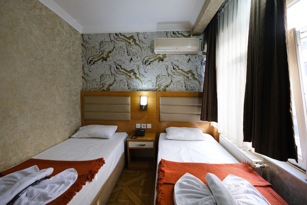 Ozbek Hotel 27/64