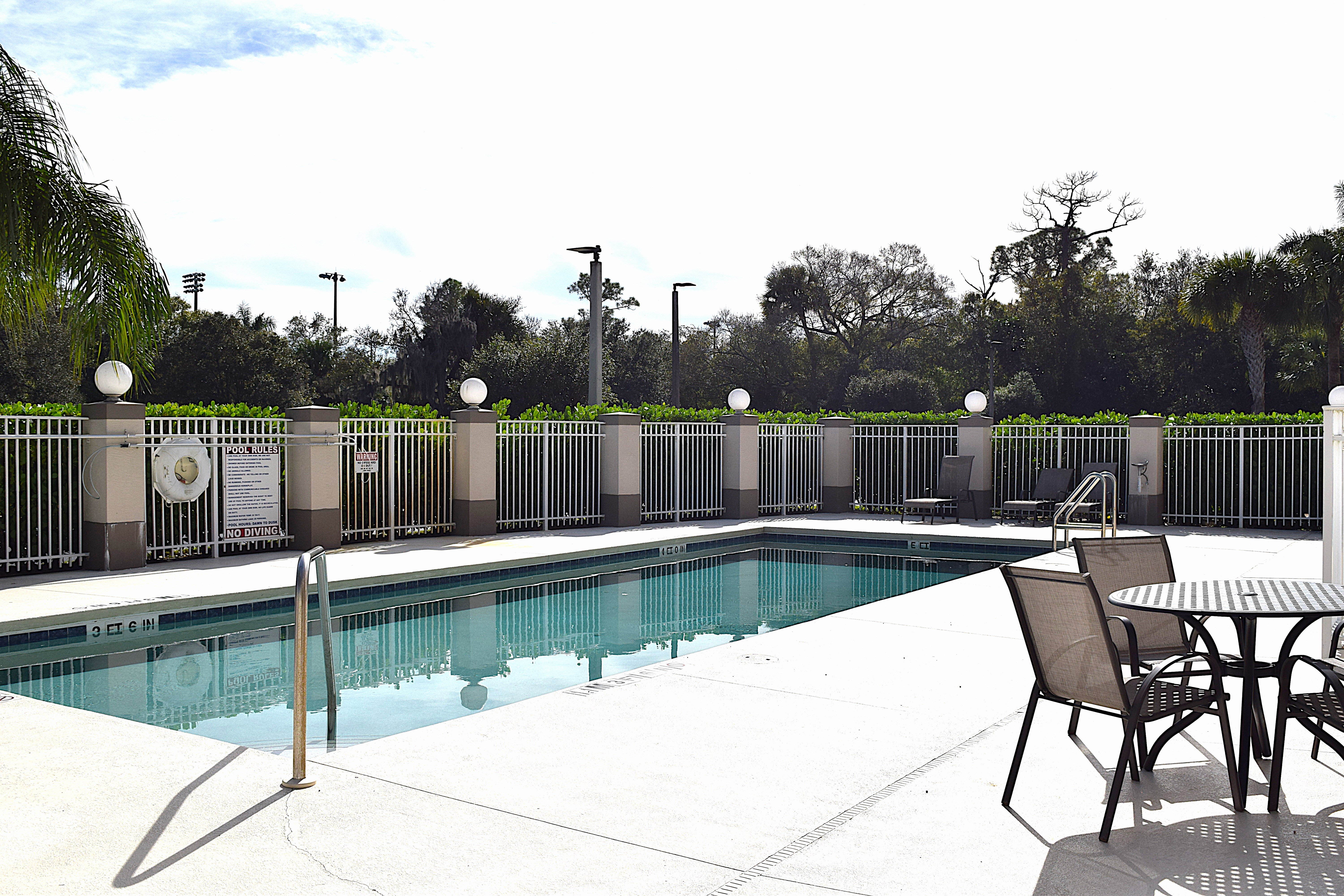 Holiday Inn Express Stuart 42/57
