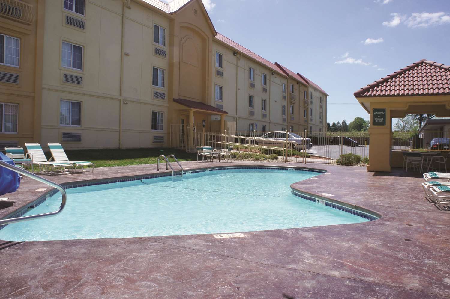 La Quinta Inn Kansas City Lenexa 46/50