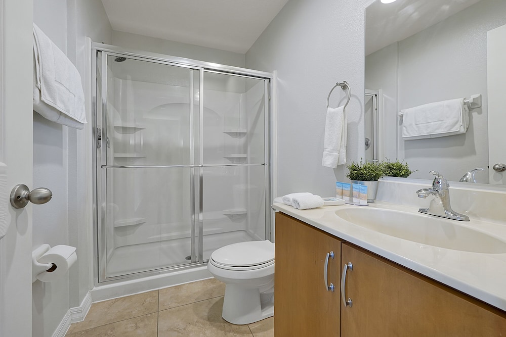 Encantada Resort Vacation Townhomes by IDILIQ 72/72