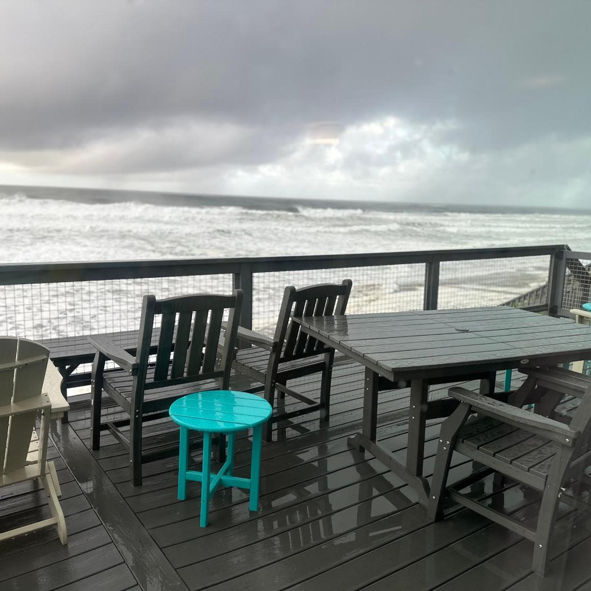 West Beach Suites 30/50