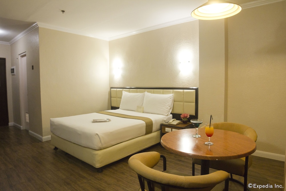 Rothman Hotel 27/62